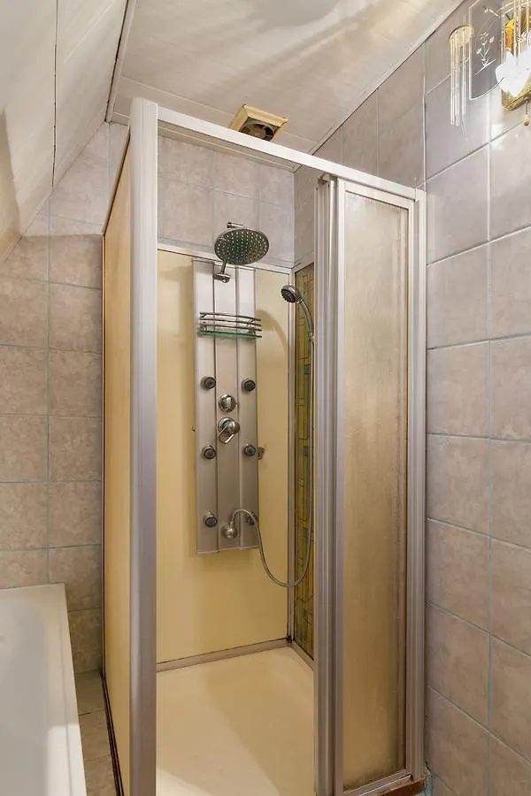 Paradise Apartments Lviv 0*,